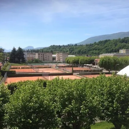 T3 73 M2 Les Tamaris アパート エクスレバン