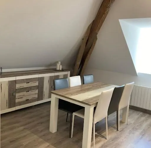 T3 73 M2 Les Tamaris アパート